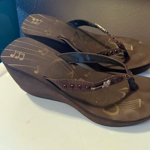 Carlos by Carlos Santana heeled wedge sandals. Size 8